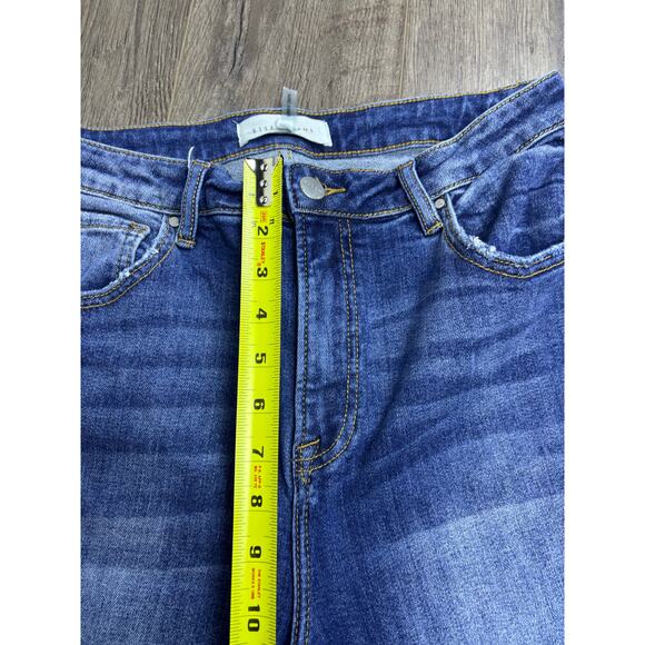 Judy Blue Women’s Size 27 Distressed High Rise Straight Leg Jeans Blue Raw Hem - Picture 3 of 7